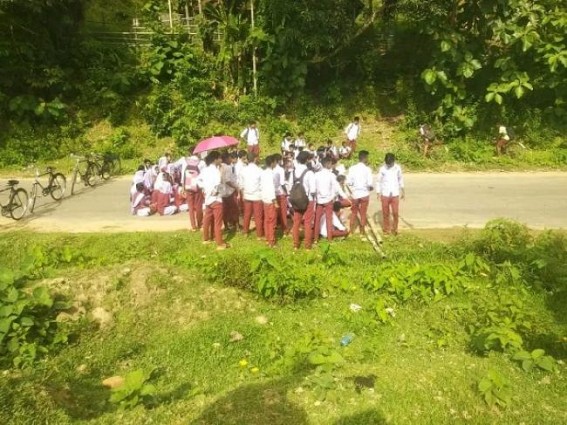 Heavy Teachers’ Crisis in Tripura Schools : Students of Matai HS School Protested Heavy Teachers’ Crisis in Tripura Schools : Students of Matai HS School Protested